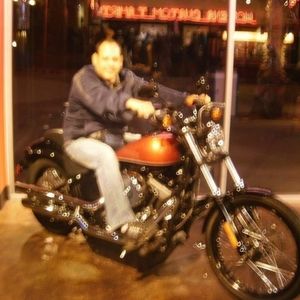 Meet your Posher, Luis alberto